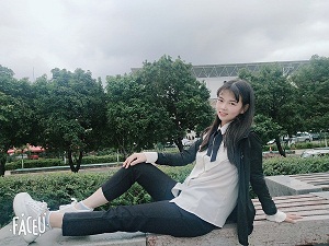 旅游照.jpg 旅游照.jpg